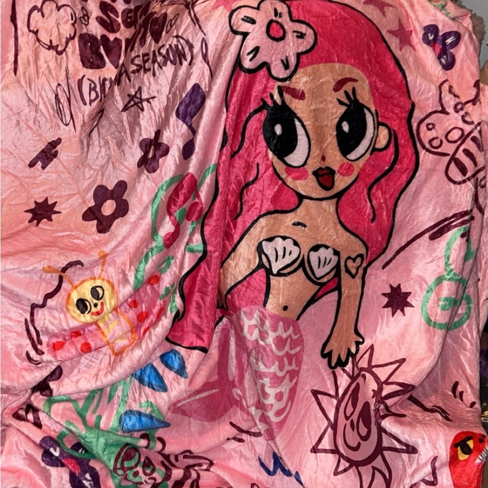 Karol g blanket